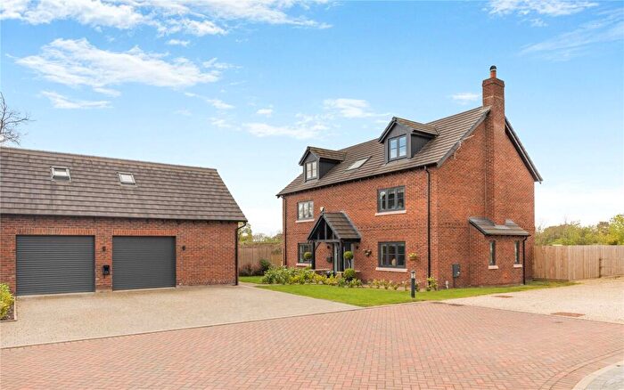 6 Bedroom Detached House For Sale In Walleys Green, Minshull Vernon, Cheshire, CW10