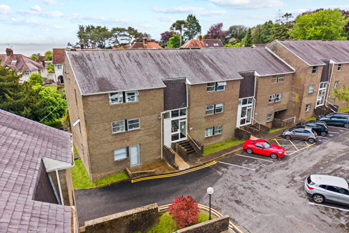 1 Bedroom Flat For Sale In Gilbertscliffe, Southward Lane, Langland, Swansea, SA3