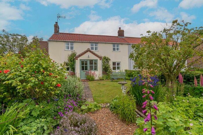 4 Bedroom Semi-Detached House For Sale In Dereham Road, Colkirk, NR21