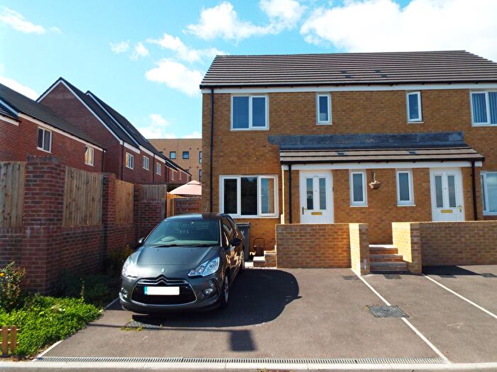 3 Bedroom Property To Rent In Maelfa, Cardiff, CF23