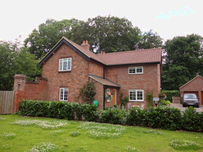 4 Bedroom Detached House To Rent In Lime Tree Drive, Brandesburton, YO25