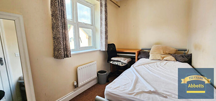 1 Bedroom House To Rent In Hatcher Crescent, CO2