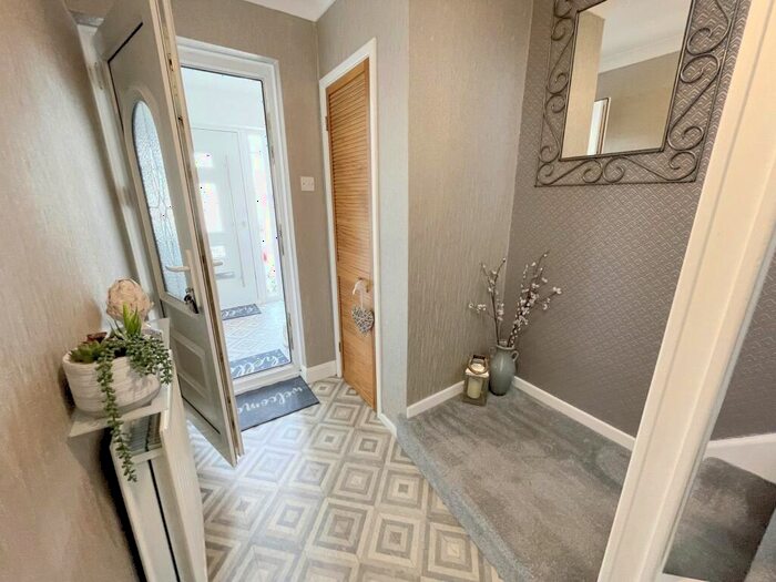 3 Bedroom SemiDetached House For Sale In Rowan Tree Avenue, Gilesgate