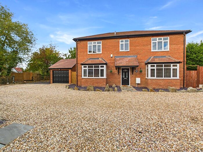4 Bedroom Detached House For Sale In Bridge Field Court, Gloucester, Gloucestershire, GL4