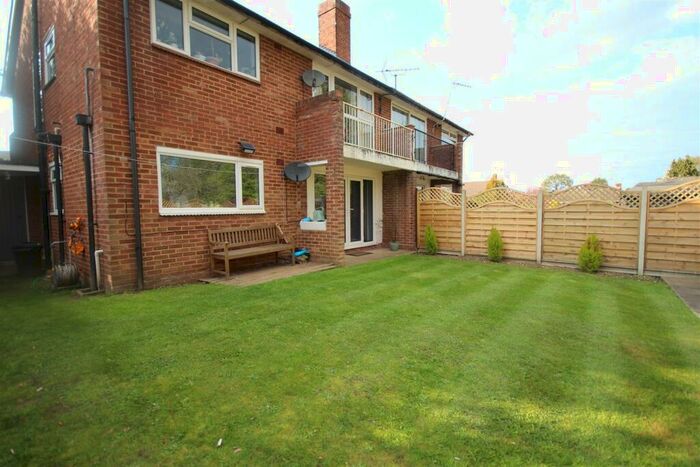 2 Bedroom Maisonette To Rent In Lismore Close, Woodley, Reading, RG5