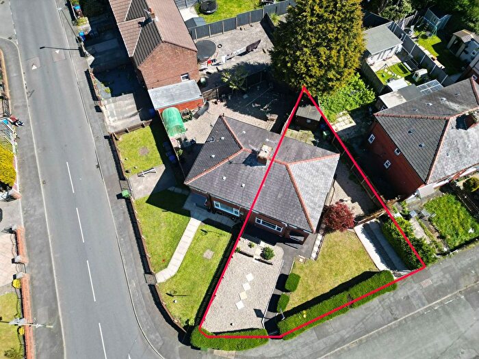 3 Bedroom Semi-Detached House For Sale In Ridyard Street, Wigan, WN5