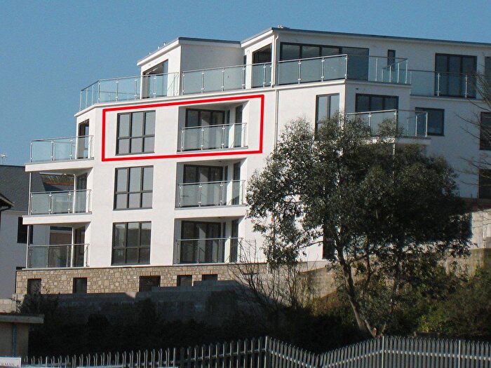 2 Bedroom Flat For Sale In Jennings Street, Penzance, TR18