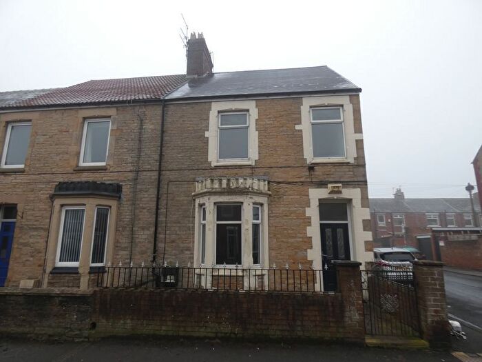 3 Bedroom End Terrace House For Sale In Clyde Terrace, Spennymoor, DL16