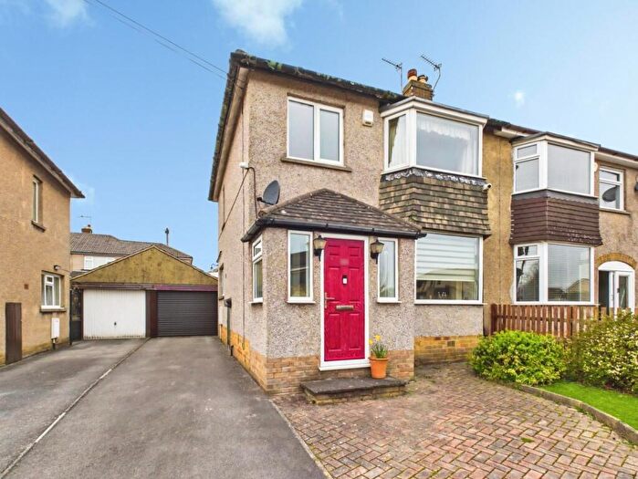 3 Bedroom Semi Detached House For Sale In Warren Lane, Bingley, BD16