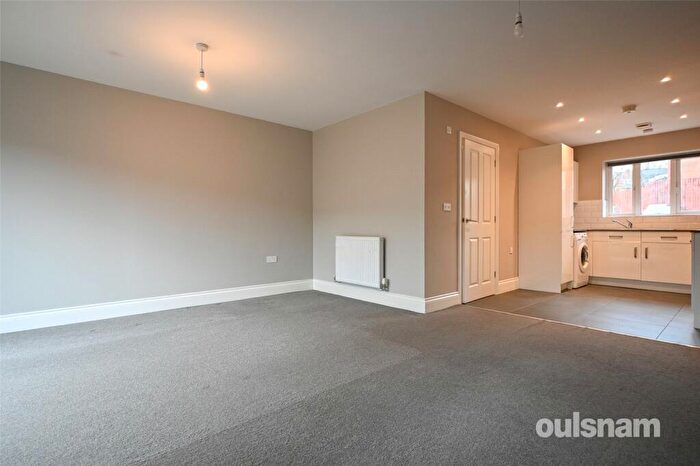 3 Bedroom Terraced House For Sale In John Brooks Avenue, Smethwick, West Midlands, B66