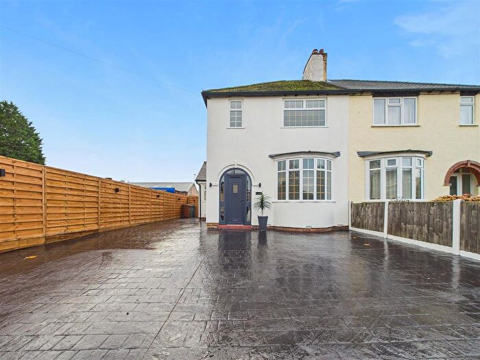 3 Bedroom Property For Sale In Market Street, Rugeley, WS15