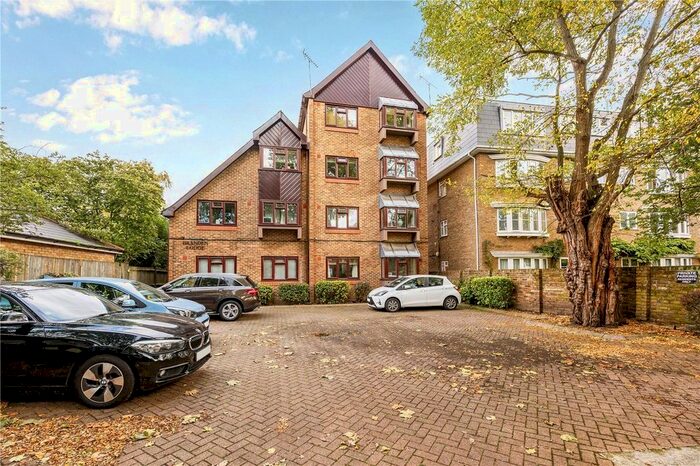 1 Bedroom Flat For Sale In Burlington Road, London, W4