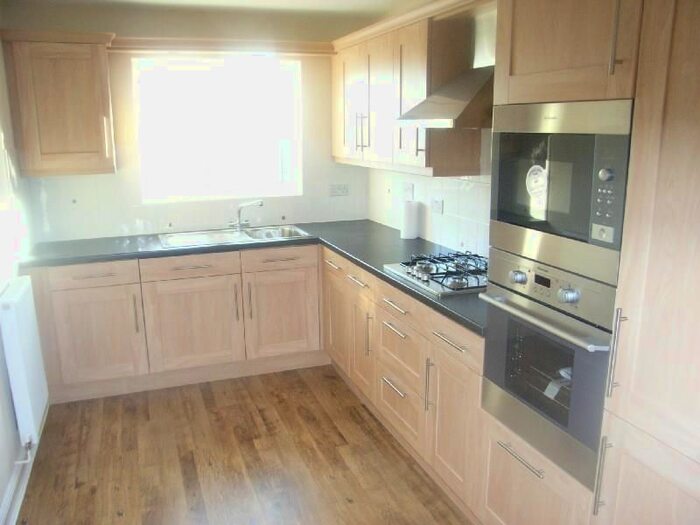 2 Bedroom Flat To Rent In Fleet Avenue, Hartlepool, TS24
