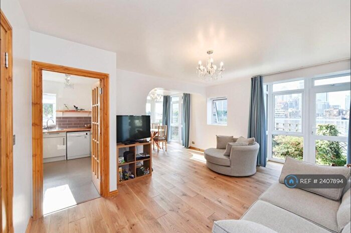 2 Bedroom Flat To Rent In Whiteadder Way, London, E14