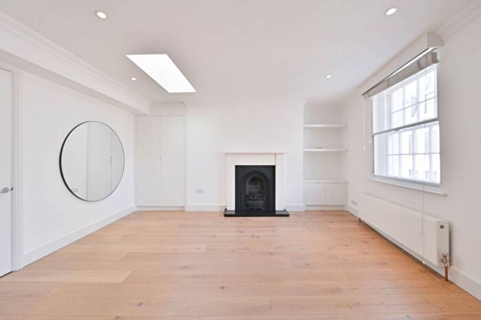 1 Bedroom Flat To Rent In Wardour Street, Soho, Soho, London, W1F