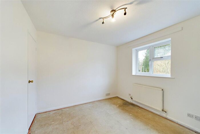 1 Bedroom End Of Terrace House For Sale In Hythe Close, Bracknell, Berkshire, RG12