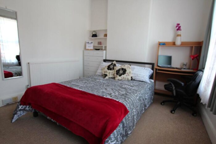 4 Bedroom Terraced House To Rent In Milton Street, Kingsley, Northampton, NN2