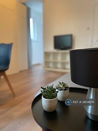 1 Bedroom Flat To Rent In Forest Gate, London, E7