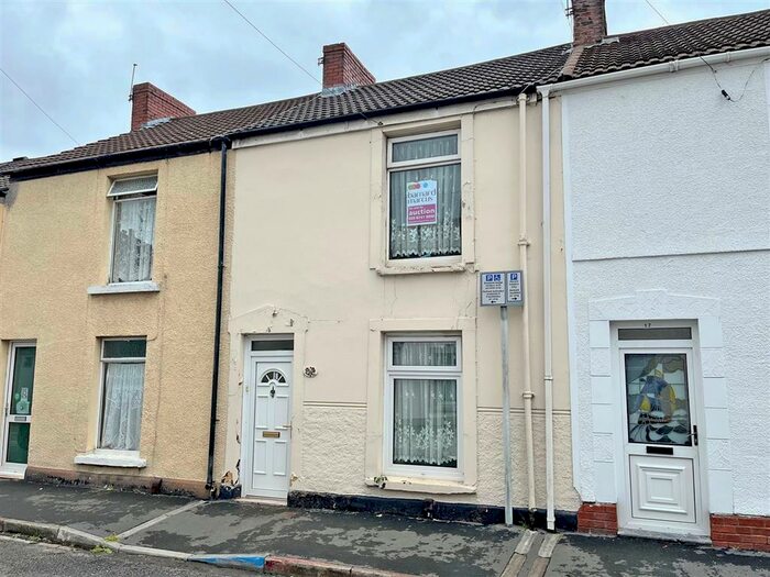 2 Bedroom Terraced House For Sale In Fleet Street, Swansea, SA1