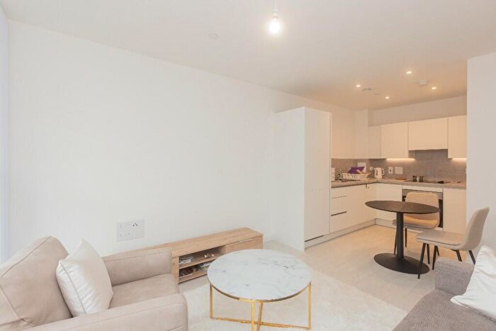 1 Bedroom Flat To Rent In Perryfield Way, London, NW9