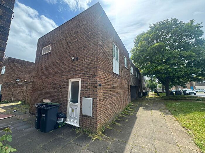 2 Bedroom Property To Rent In Copenhagen Close, Luton, LU3