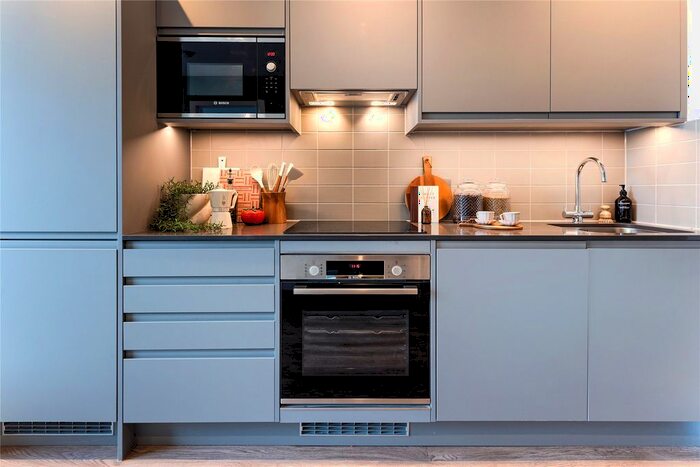 1 Bedroom Flat To Rent In Uncle Leeds, Whitehall, LS12