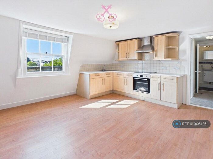1 Bedroom Flat To Rent In St Johns Villa, Cheltenham, GL52