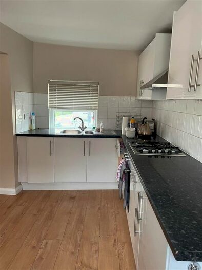 3 Bedroom Flat To Rent In Willingham Road, Market Rasen, LN8