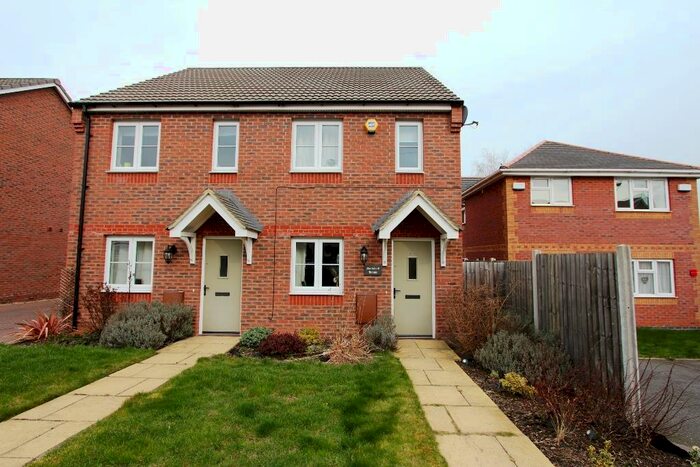 2 Bedroom Semi-Detached House To Rent In Rossendale Road, Earl Shilton, Leicestershire, LE9