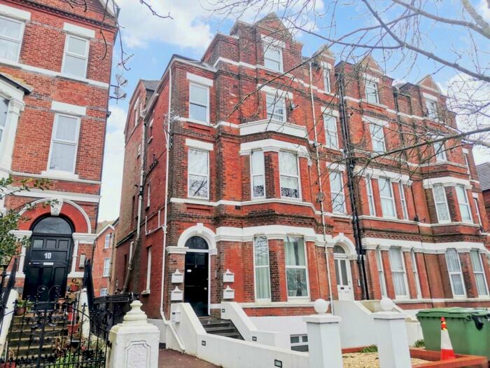 2 Bedroom Flat To Rent In Shorncliffe Road, Folkestone, CT20