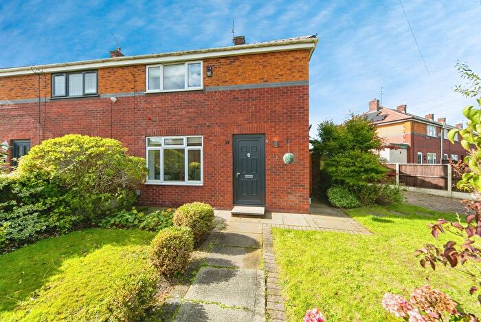 2 Bedroom Semi-detached House For Sale In Dale Acre Drive, Netherton, Liverpool, Merseyside, L30