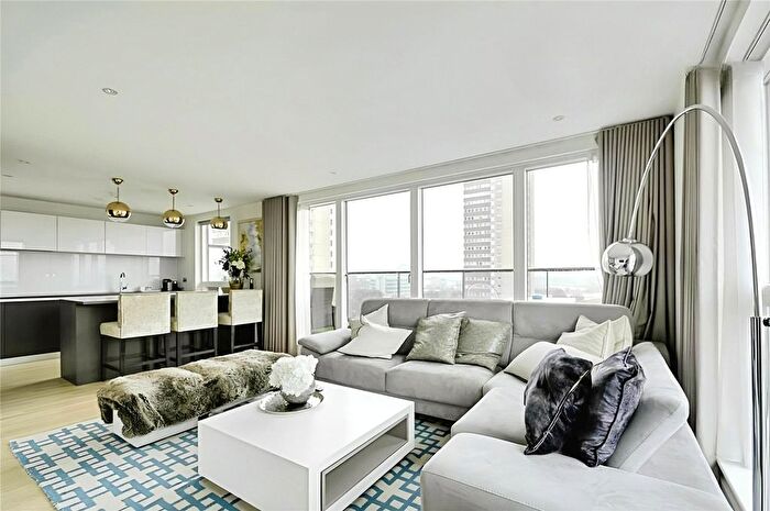 2 Bedroom Flat To Rent In Masson House, Pump House Crescent, Brentford, TW8