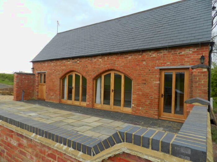 1 Bedroom Cottage To Rent In Preston Capes Road, Newnham, Daventry NN11