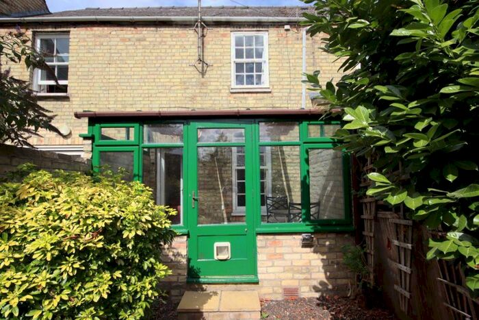 2 Bedroom House To Rent In Mawson Place Cambridge, CB1