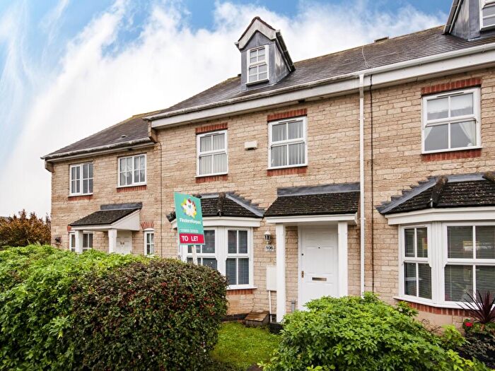 4 Bedroom Terraced House To Rent In Lucerne Avenue, Bicester, OX26