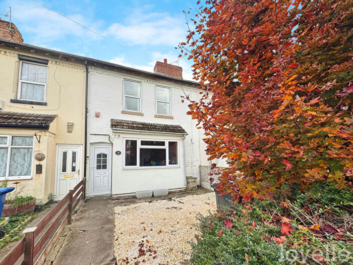 2 Bedroom Terraced House For Sale In North Street, Morton, DN21