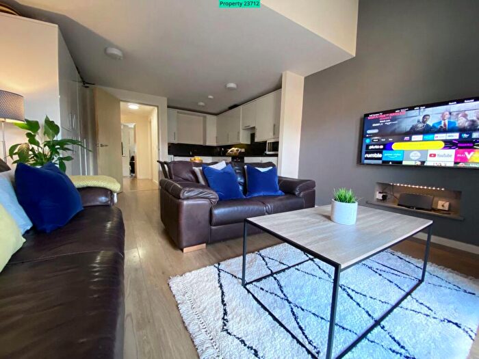 5 Bedroom End Of Terrace House To Rent In Minster Road, Coventry, CV1