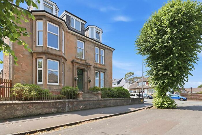 3 Bedroom Flat For Sale In Johnston Street, Greenock, PA16