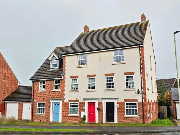 4 Bedroom Town House To Rent In Goose Bay Drive, Kingsway, Gloucester, GL2