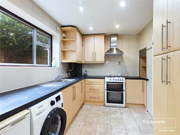 3 Bedroom Semi-Detached House To Rent In Slough Lane, Kingsbury, London, NW9