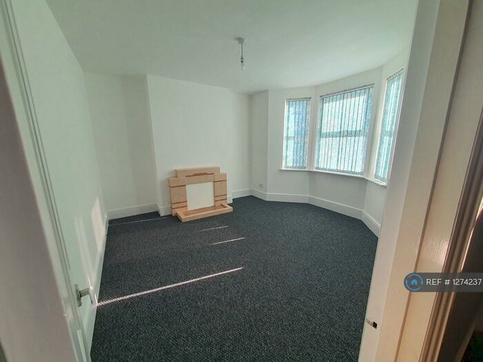 3 Bedroom Terraced House To Rent In Water Eaton Road, Milton Keynes, MK2