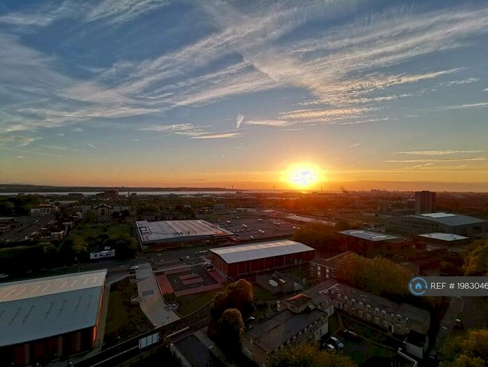 3 Bedroom Penthouse To Rent In Conway Street, Liverpool, L5