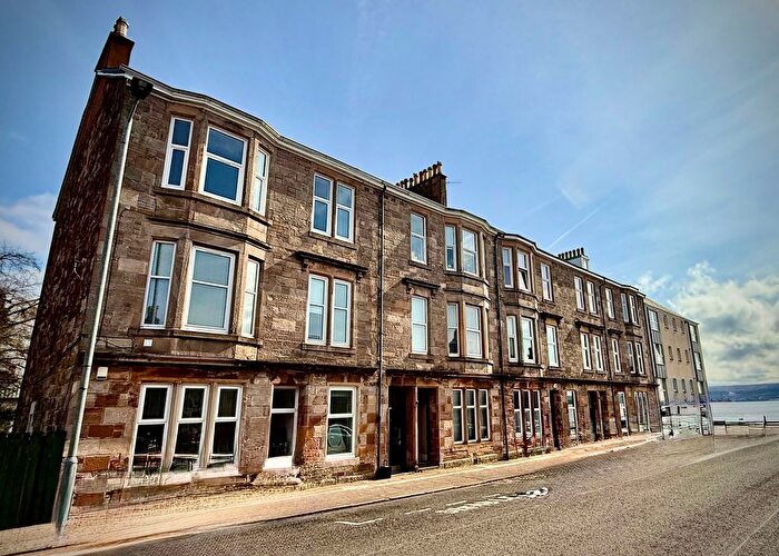 2 Bedroom Flat For Sale In /, William Street, Helensburgh, G84