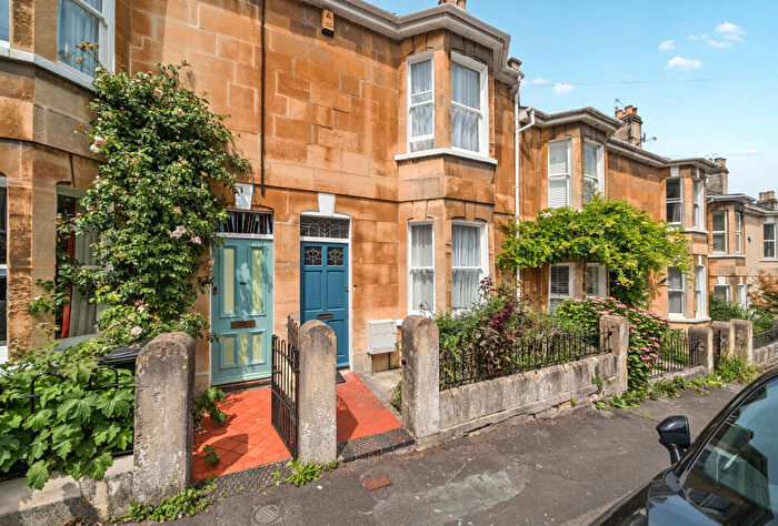 2 Bedroom Terraced House For Sale In Magdalen Avenue, Bath, Somerset, BA2