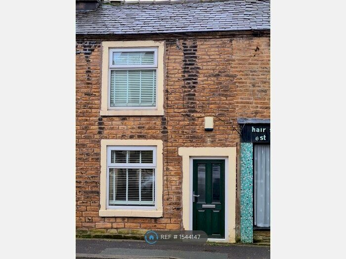 2 Bedroom Terraced House To Rent In Oldham Road, Oldham, OL4