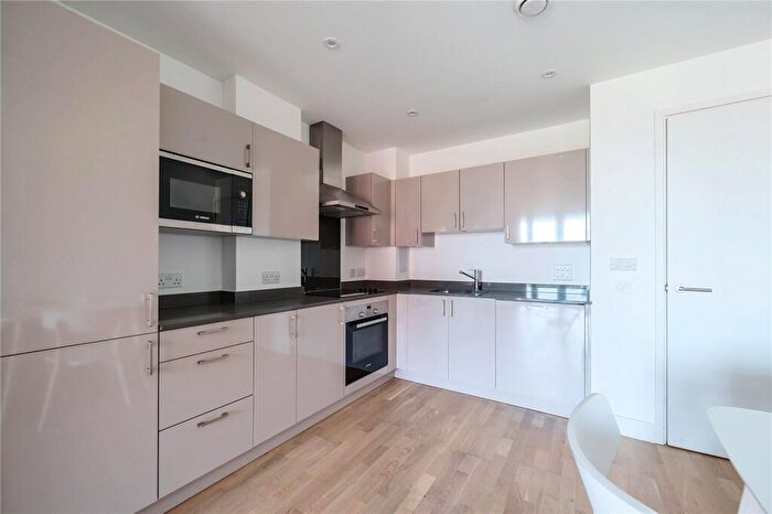 2 Bedroom Apartment To Rent In Burgess Springs, Chelmsford, CM1