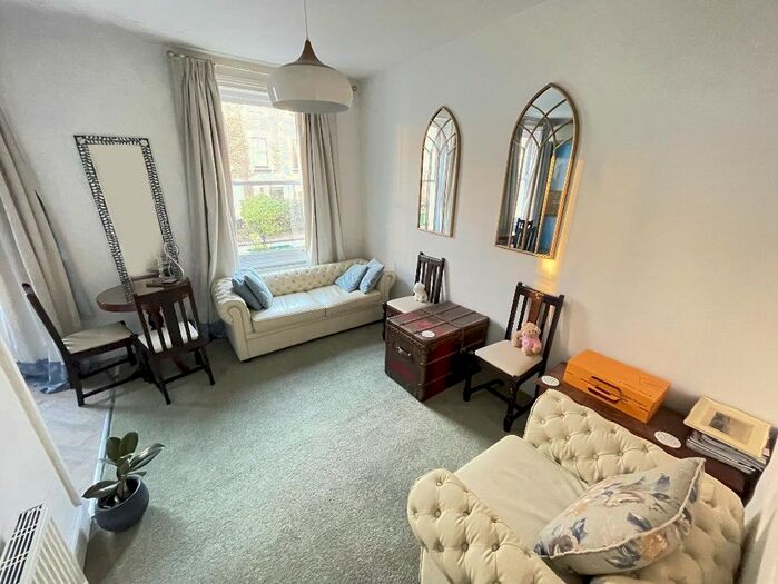 2 Bedroom Maisonette To Rent In Countess Road, London, NW5