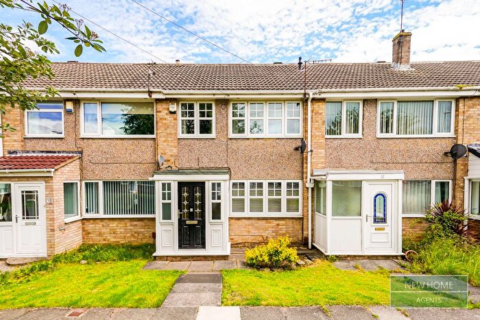 3 Bedroom Terraced House For Sale In Seaton Close, Gateshead, NE10