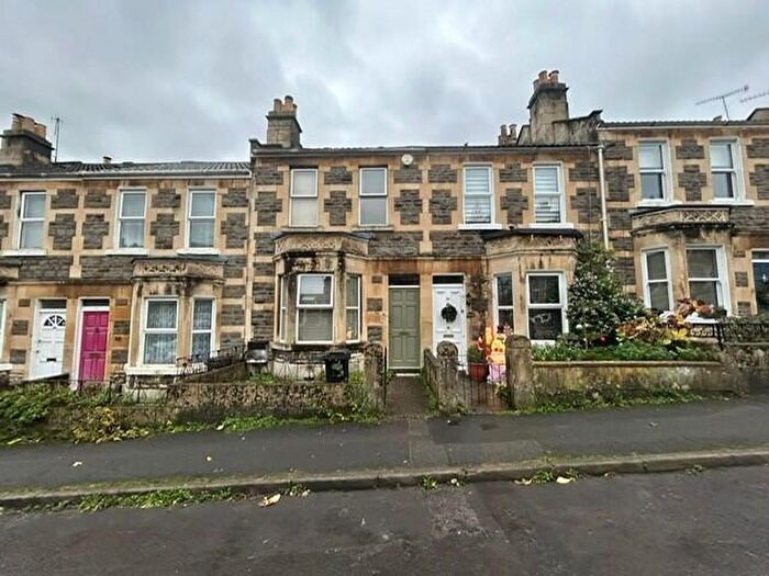 4 Bedroom House To Rent In Faulkland Road, Bath, BA2