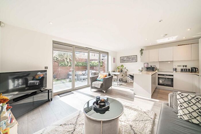 2 Bedroom Terraced House For Sale In Graveney Mews, Graveney Mews, CR4